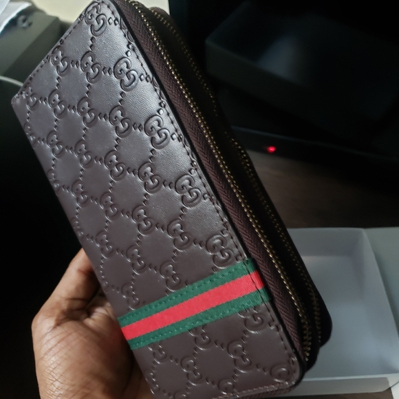 Gucci purse - Picture 4 of 6